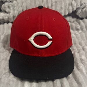 New Era Cincinnati Reds MLB Fitted Hat Size 7 3/8